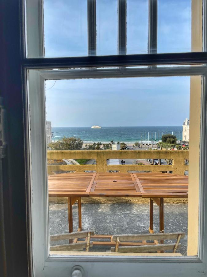 2 Pieces Terrasse Vue Mer 디나르 외부 사진